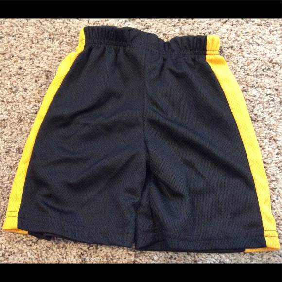 Gift with Purchase - Picture 4 of 9